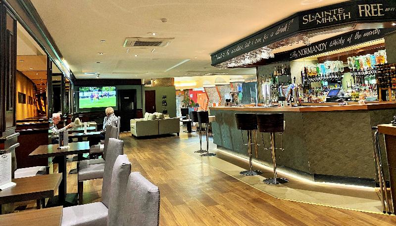 Normandy - Bar