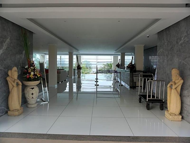 Peninsula Bay Resort - Genel