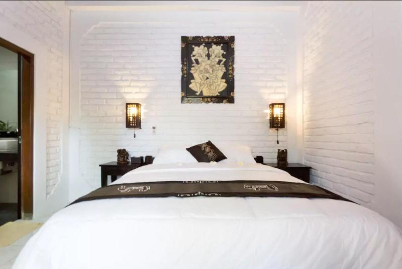 Gusti Homestay Bali - Oda