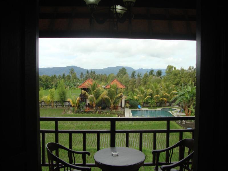 Atres Villa - Genel