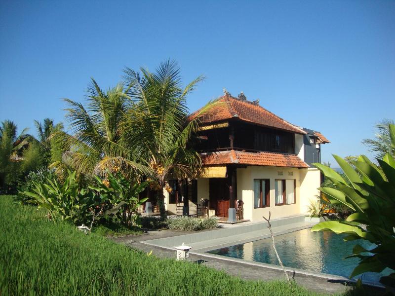 Atres Villa - Genel