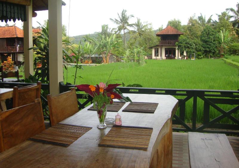 Atres Villa - Restoran
