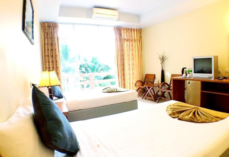 Suanphet Riverview Resort - Oda
