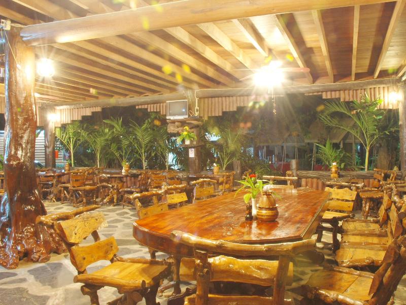 Suanphet Riverview Resort - Restoran