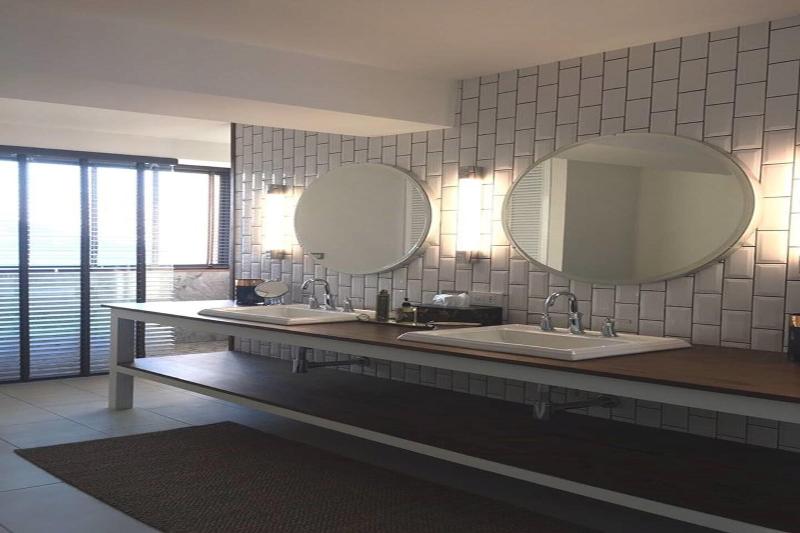Yambay Hua Hin Beachfront - Oda