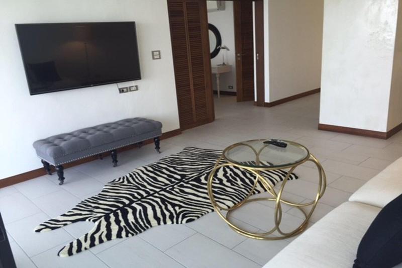 Yambay Hua Hin Beachfront - Oda