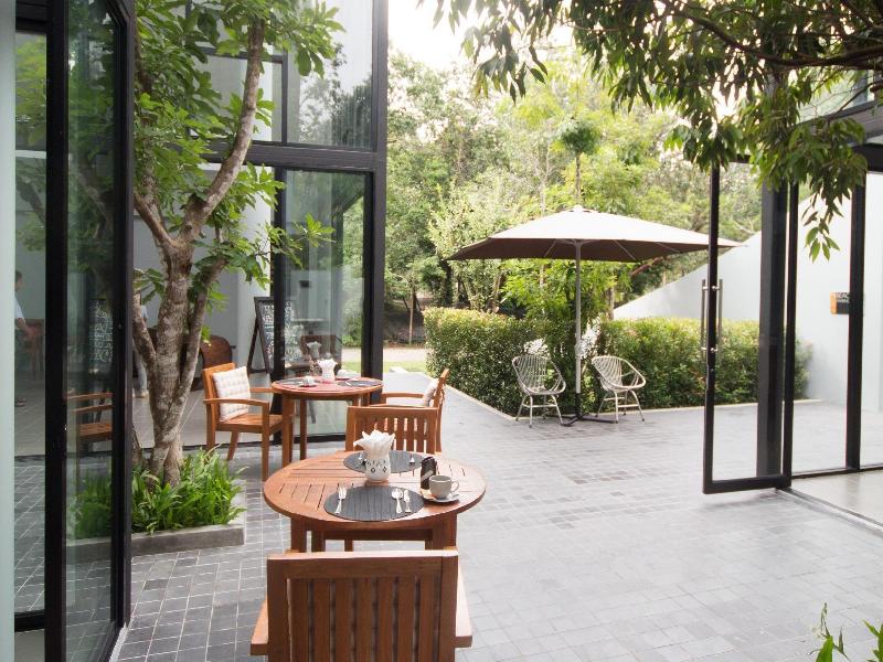 Villa Thalanena By The Beach - Lobi