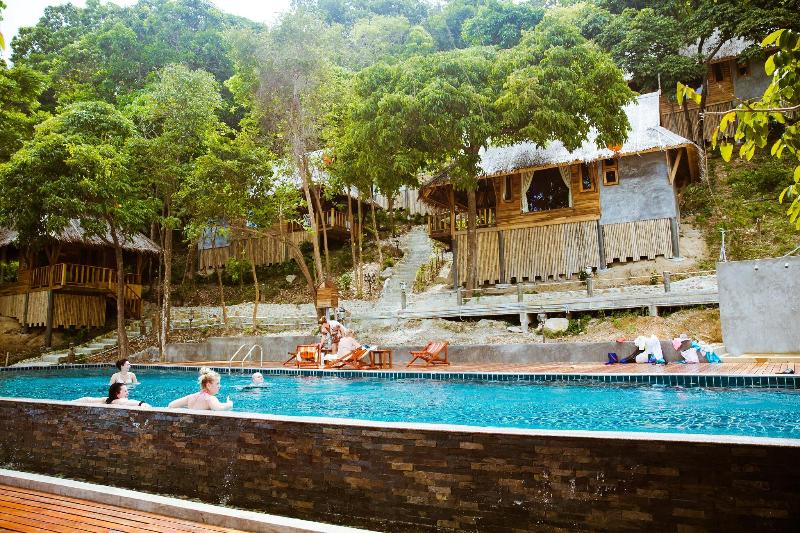 Phi Phi Phu Chalet Resort - Plaj