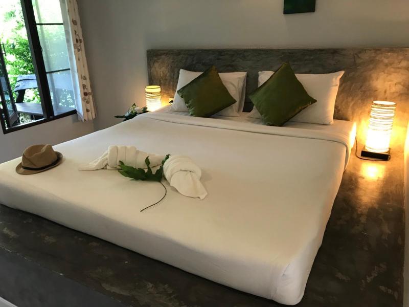 Baan Suan Rim Klong Resort - Oda