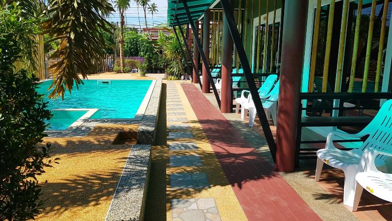 Cha Cha Hotel - Genel