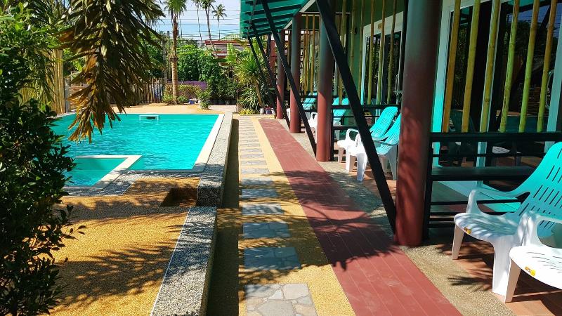 Cha Cha Hotel - Genel