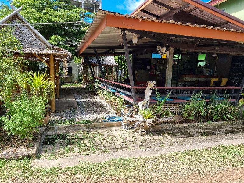 Cha Cha Hotel - Restoran