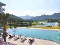 Katathong Golf Resort Spa oda fotoğrafı