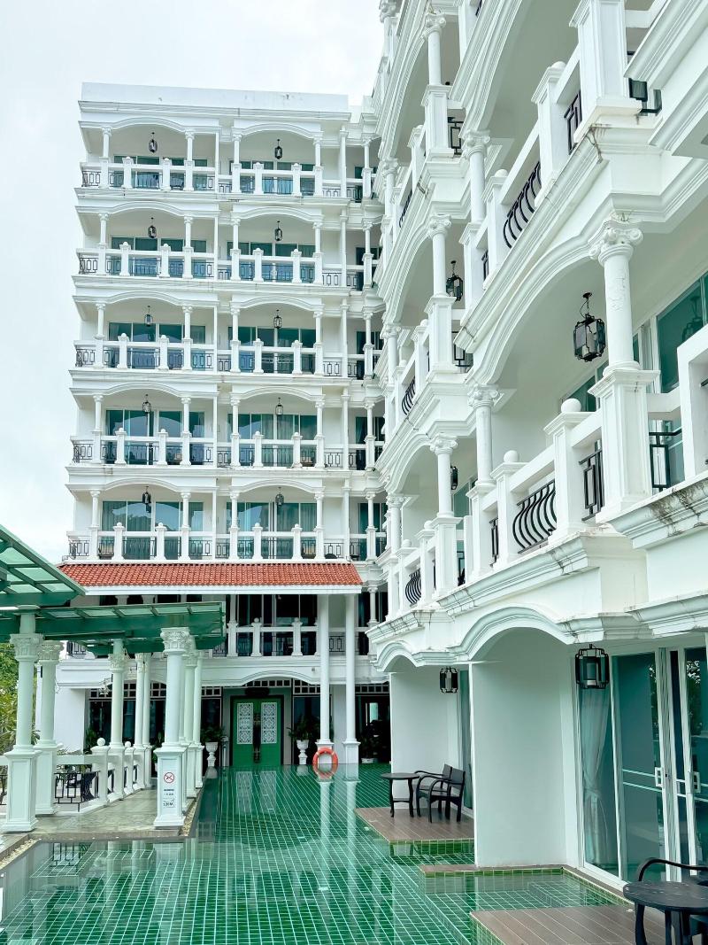 Grand Supicha City Hotel - Havuz