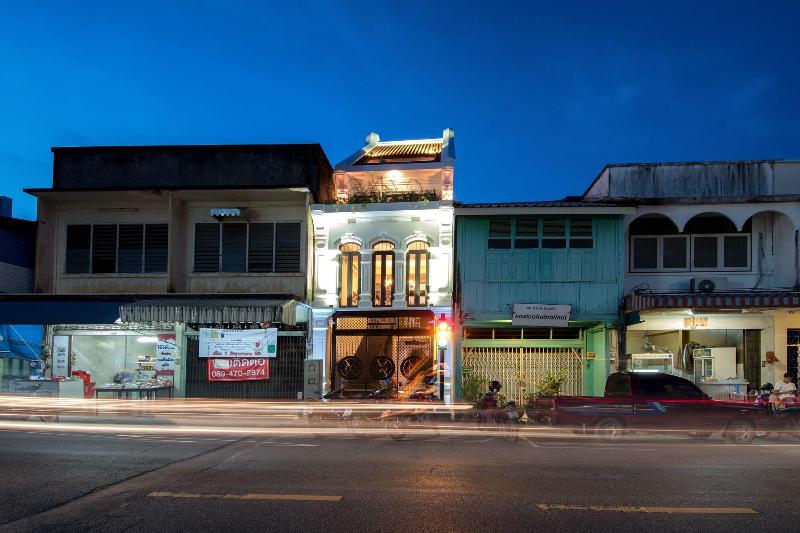 Xinlor House - Genel