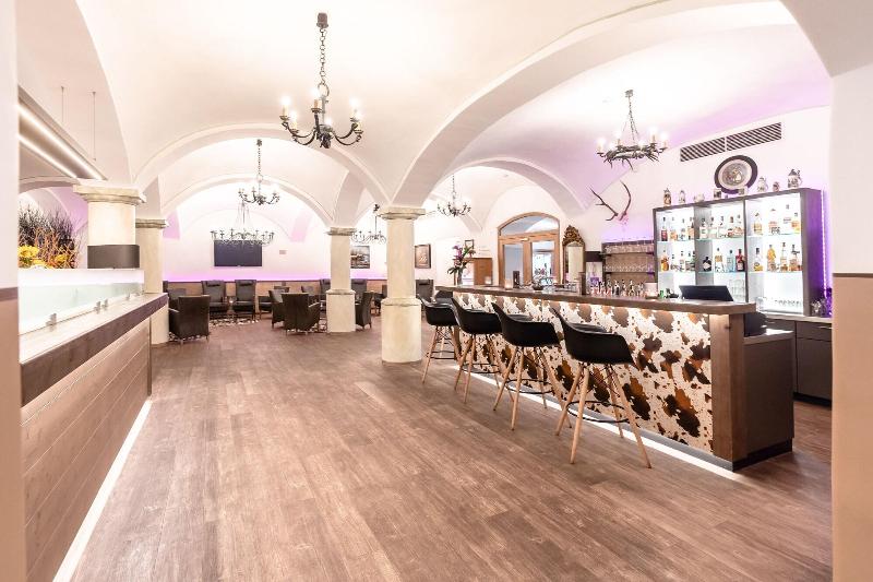 Sauerlacher Post - Bar