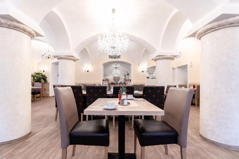 Sauerlacher Post - Restoran