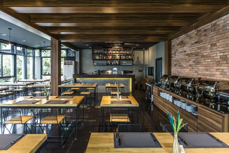Cresco Hotel Buriram - Restoran