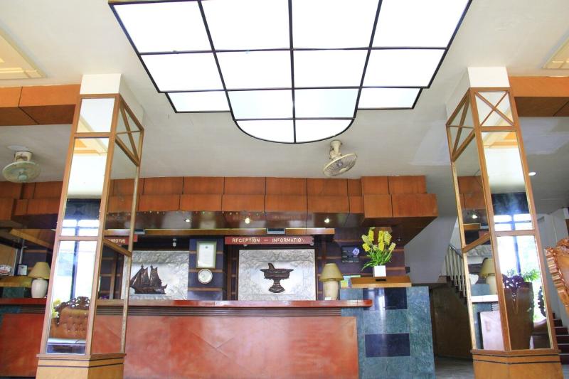 Sampurna Jaya Hotel - Lobi