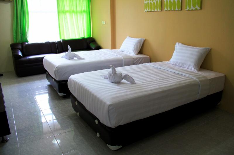 Sampurna Jaya Hotel - Oda