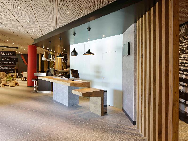 Ibis Porto Gaia - Lobi