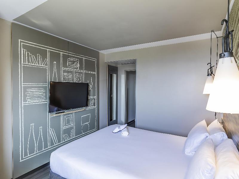 Ibis Porto Gaia - Oda