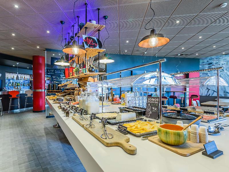 Ibis Porto Gaia - Restoran