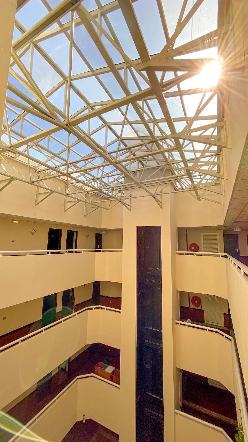 New Penninsula Hotel - Teras