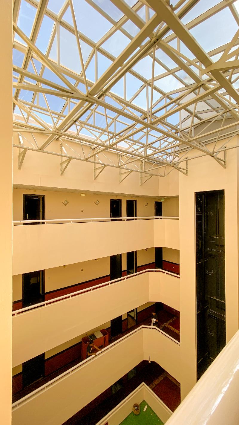 New Penninsula Hotel - Teras