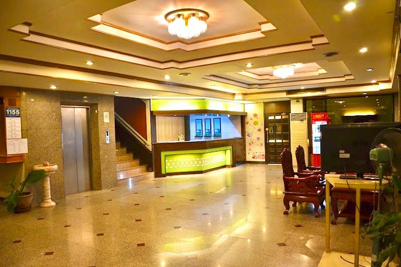Phuluang Hotel by ZUZU - Lobi