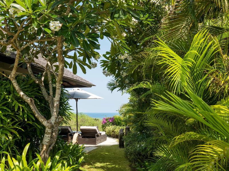 Raffles Bali - Oda