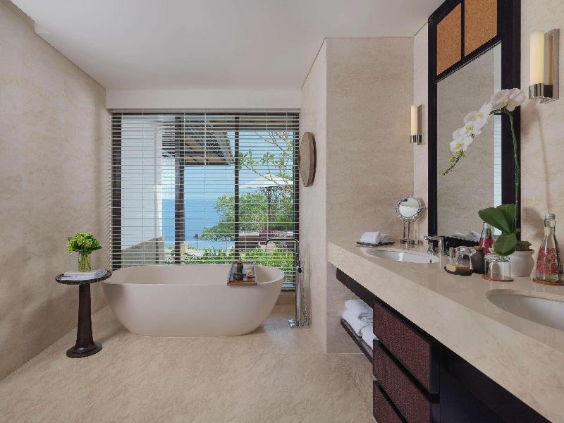 Raffles Bali - Oda
