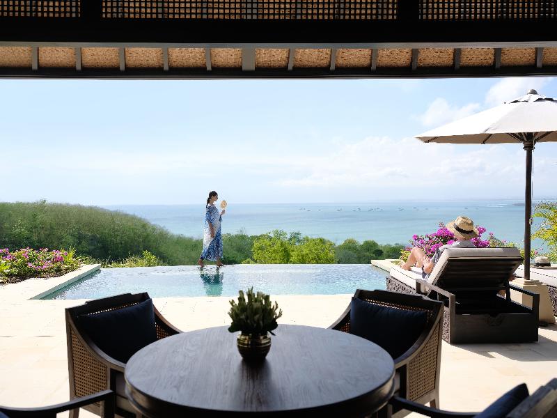 Raffles Bali - Oda