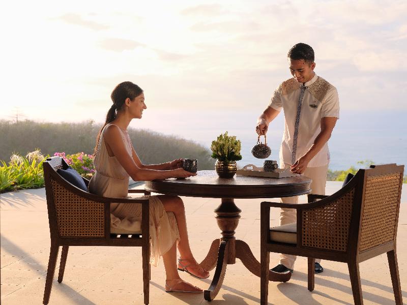 Raffles Bali - Oda