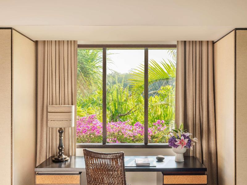 Raffles Bali - Oda