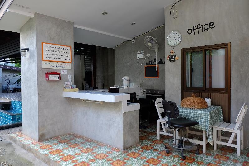 Baan Ma Feung Guest House - Lobi