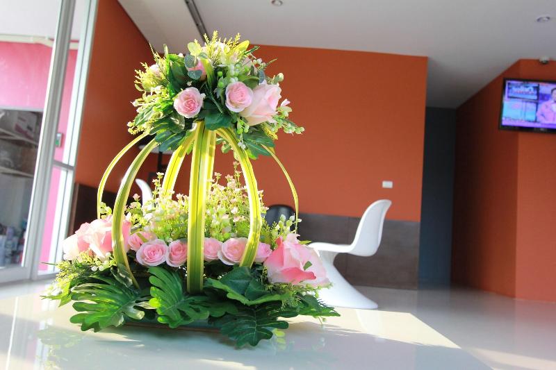 Trendy Hotel - Lobi