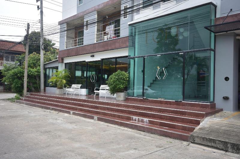 Loft Salaya - Teras
