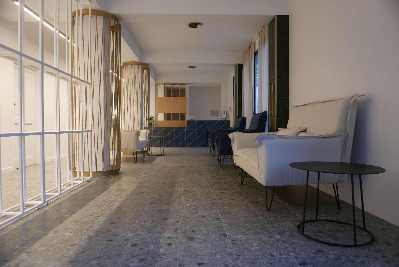 E.J. Pyrgos Bay Hotel - Lobi