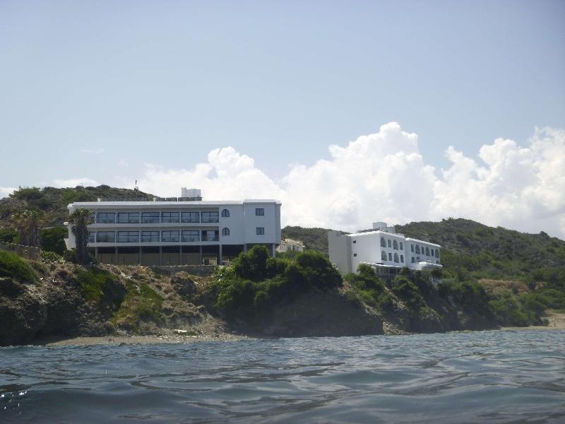 E.J. Pyrgos Bay Hotel - Plaj