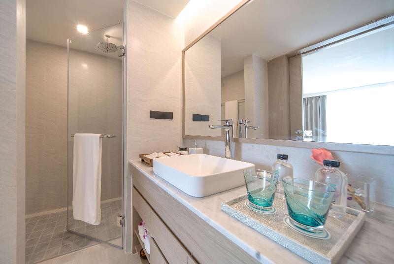 Wyndham La Vita Phuket - Oda