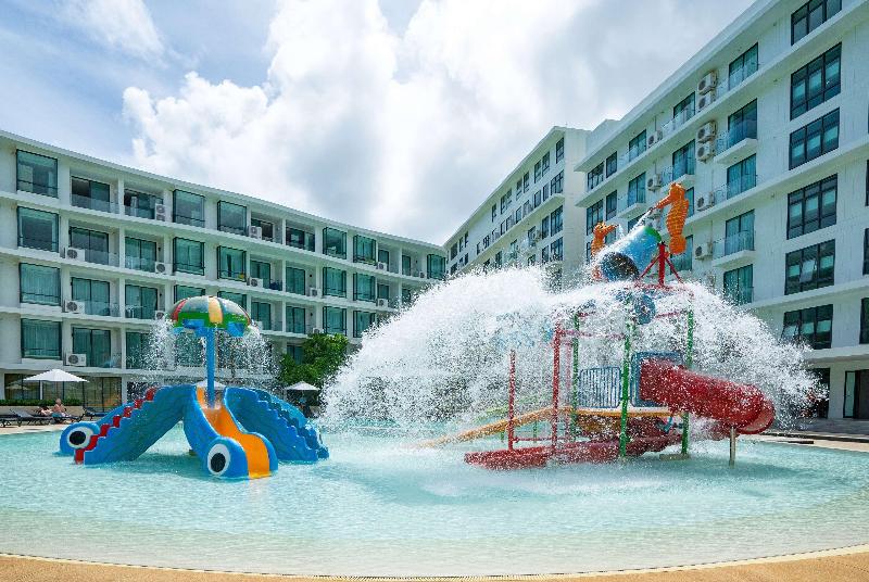 Wyndham La Vita Phuket - Havuz