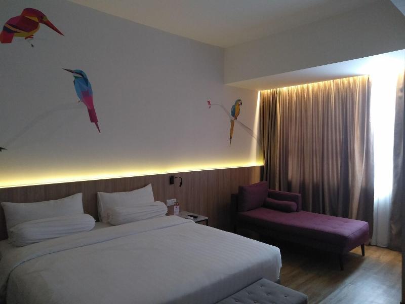 The Zuri Palembang - Oda