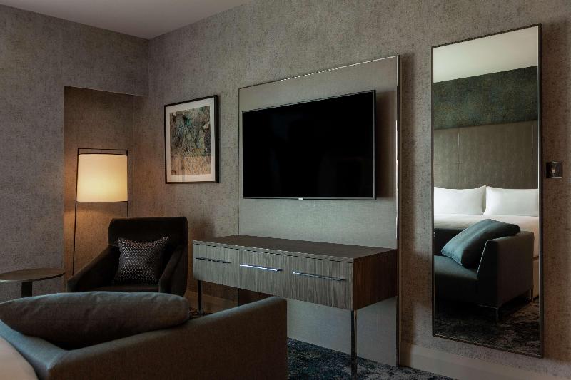 Hilton Aberdeen Teca - Oda