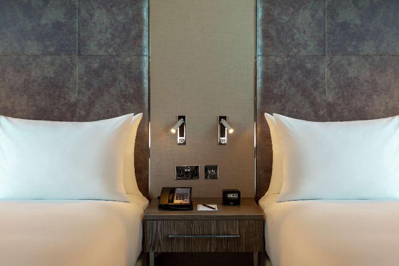 Hilton Aberdeen Teca - Oda