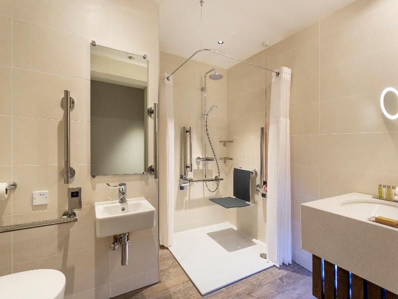 Hilton Aberdeen Teca - Oda