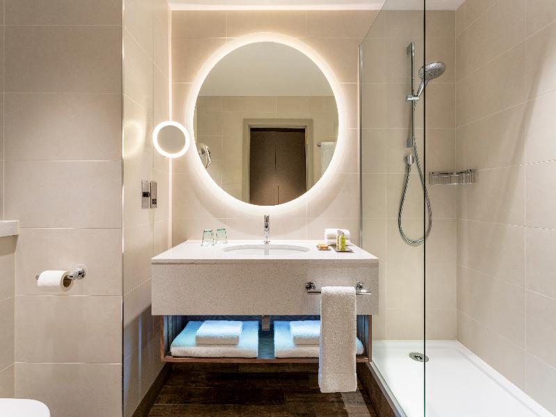 Hilton Aberdeen Teca - Oda