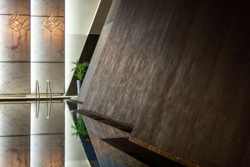 Hilton Aberdeen Teca - Havuz