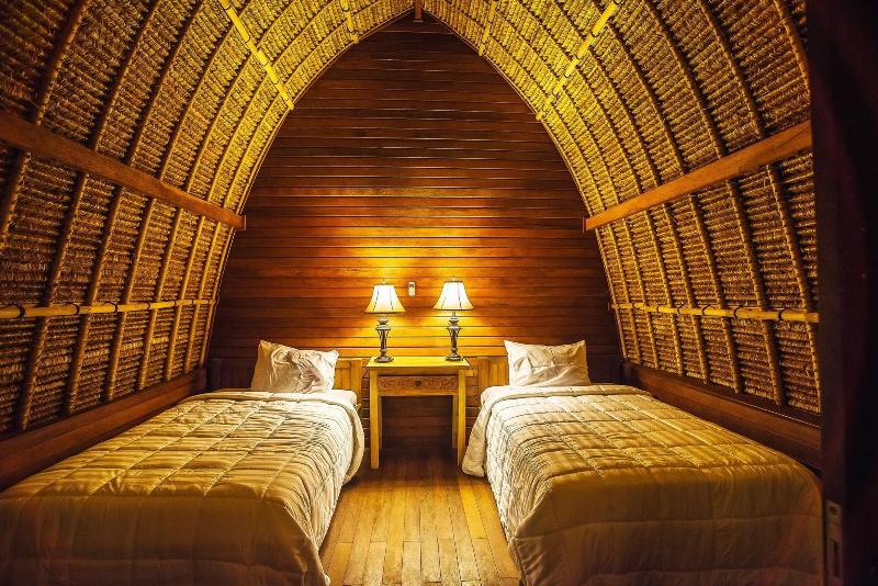 Sukanusa Luxury Huts - Oda