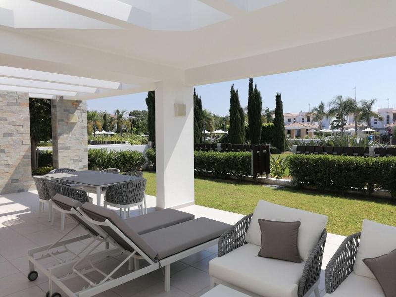 Atlantis Gardens Apartments & Villas - Genel